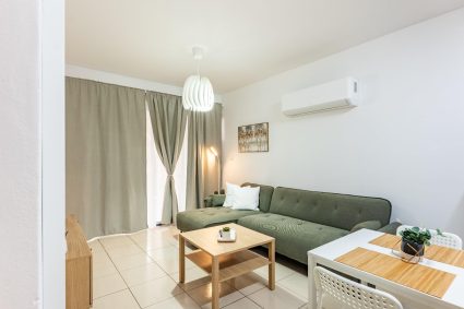 experience-livingroom-compressed